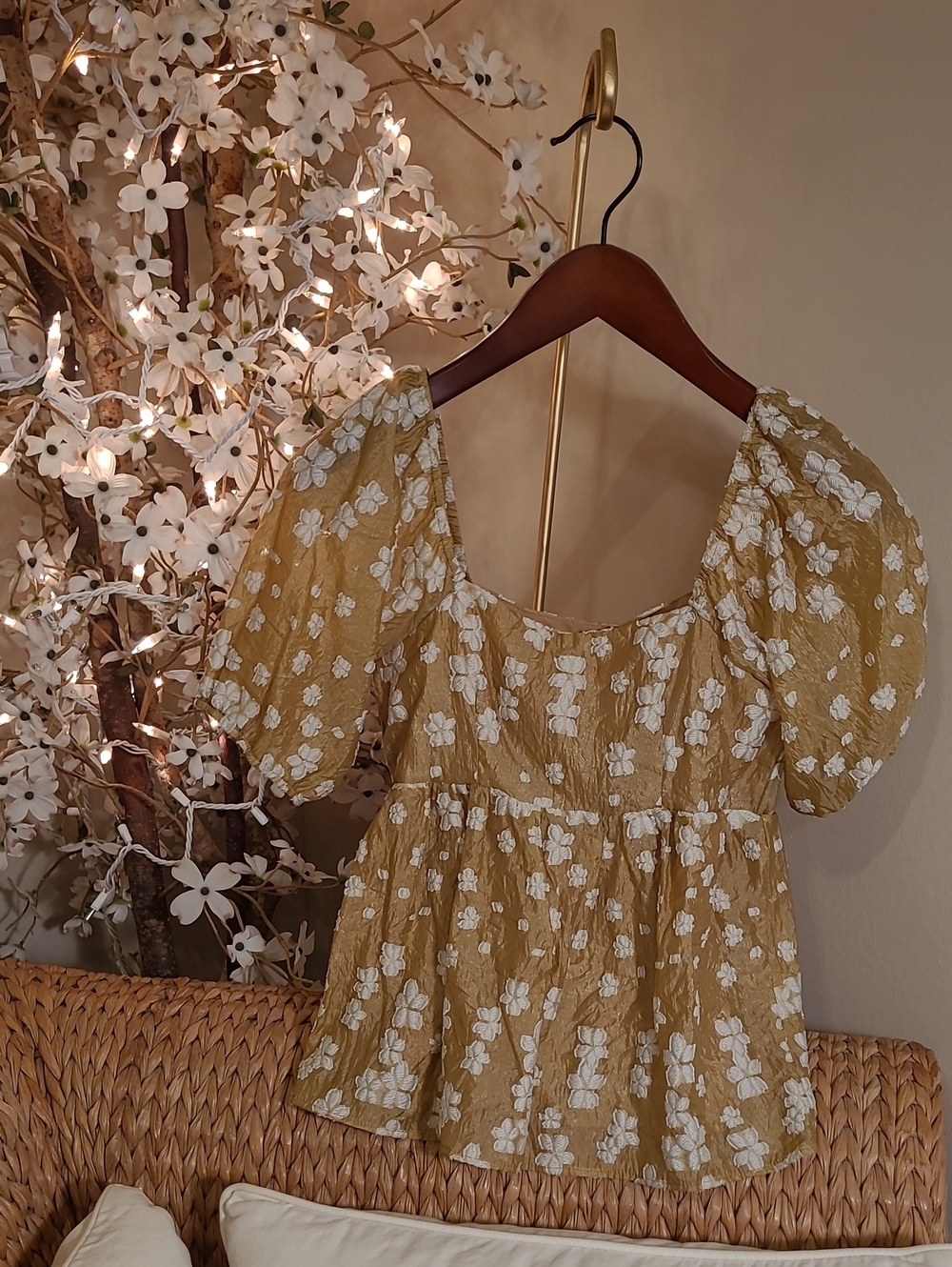NEVER WORN Women's Mustard Floral Square-Neck Puff Sleeve Top